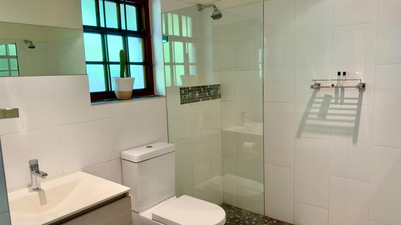 9 Bedroom Property for Sale in Hout Bay Western Cape